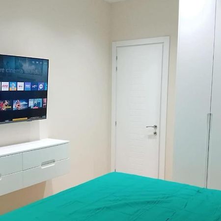 Tirana Road Blloku Area Apartment ภายนอก รูปภาพ