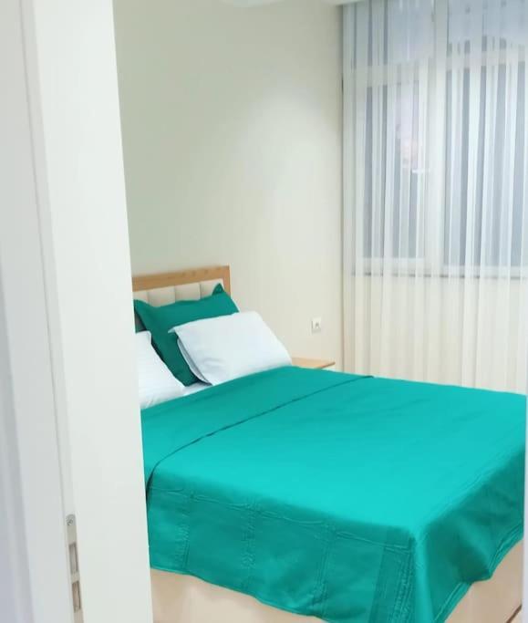 Tirana Road Blloku Area Apartment ภายนอก รูปภาพ