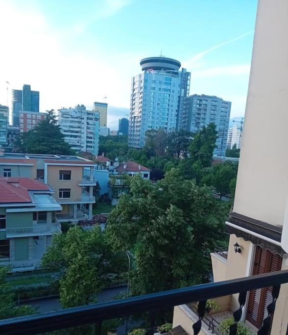Tirana Road Blloku Area Apartment ภายนอก รูปภาพ