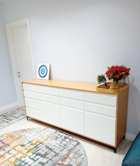 Tirana Road Blloku Area Apartment ภายนอก รูปภาพ