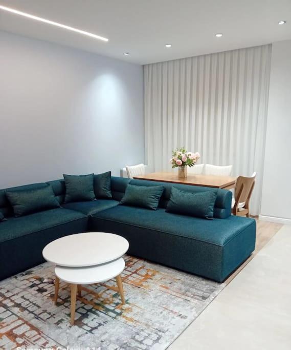 Tirana Road Blloku Area Apartment ภายนอก รูปภาพ