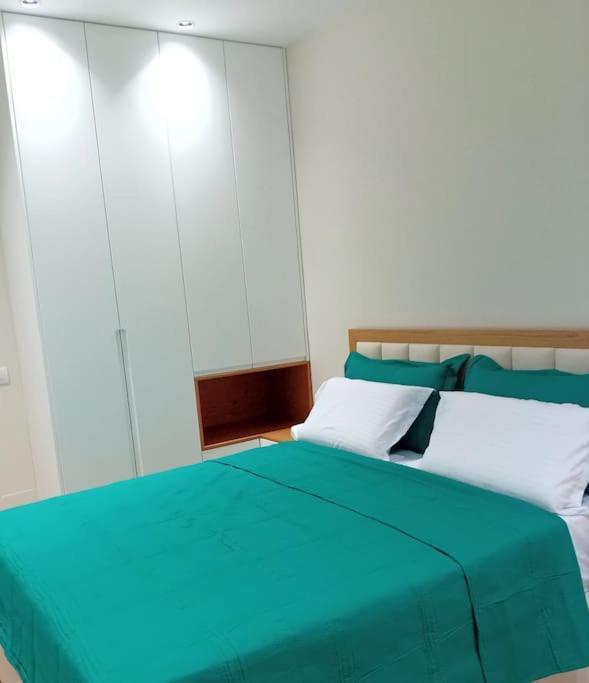 Tirana Road Blloku Area Apartment ภายนอก รูปภาพ